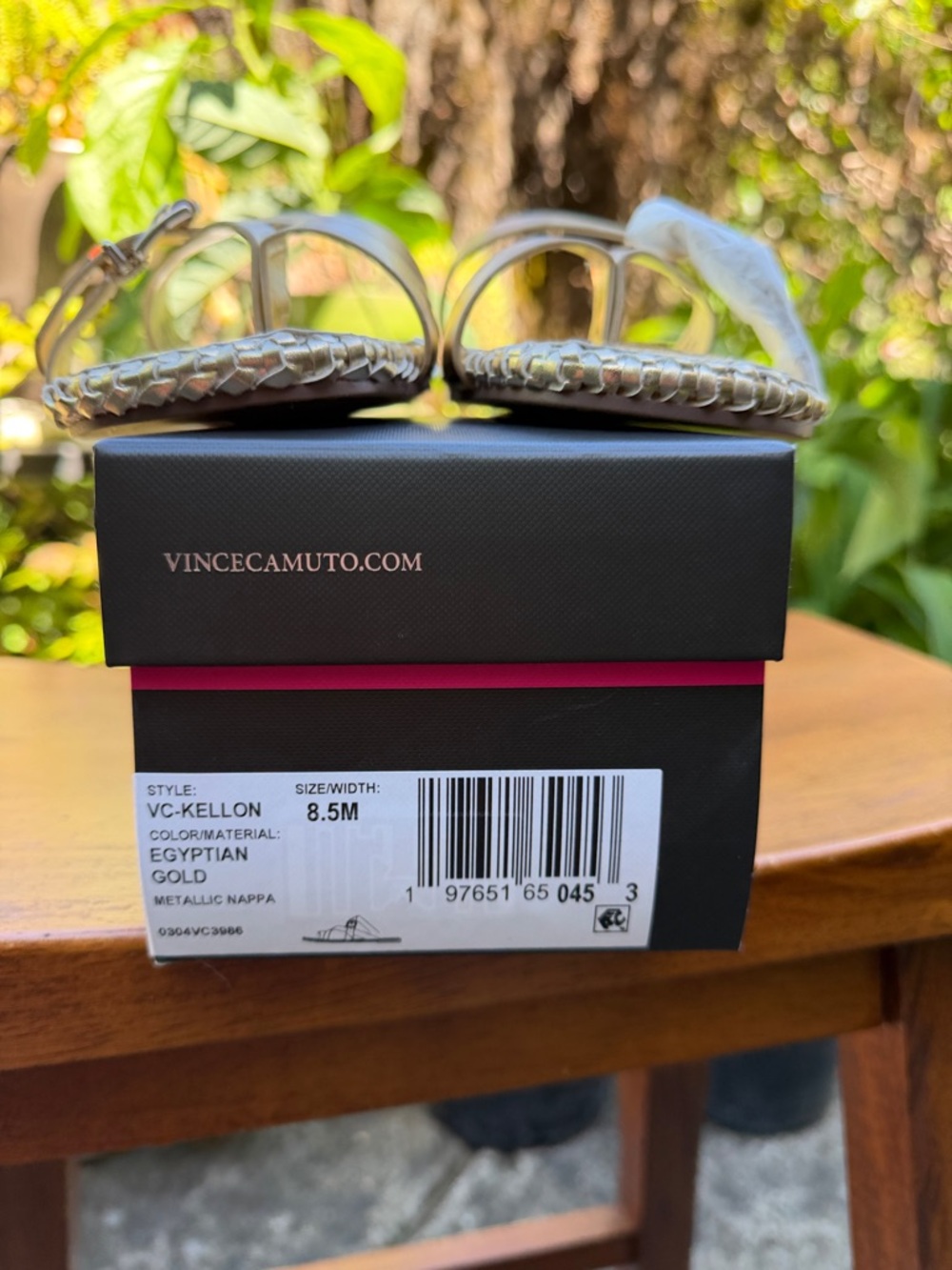 Vince Camuto Gold Metallic Cross-Strap Slide Sandals - Picture 4 of 5